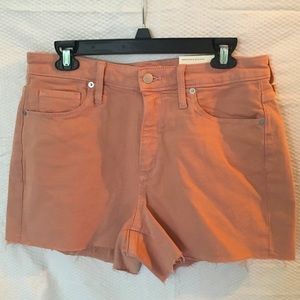 UNIVERSAL THREAD | High Rise Midi Pink Shorts Size: 12/31